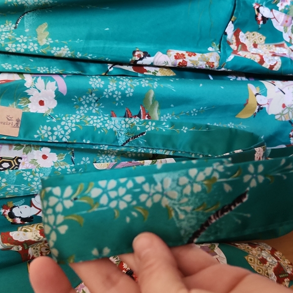Vintage Green Japanese Kimono Robe - Picture 4 of 4
